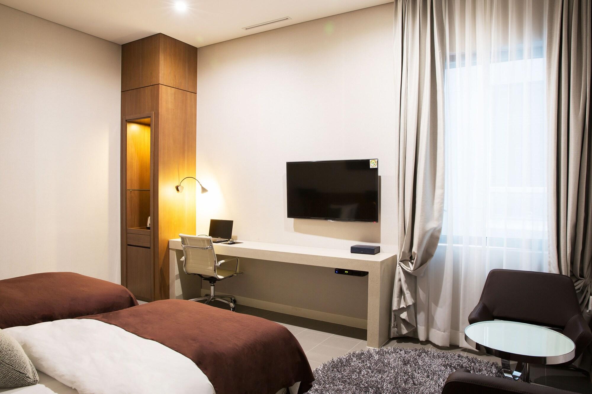 Hotel Mate Bundang Seongnam Quarto foto